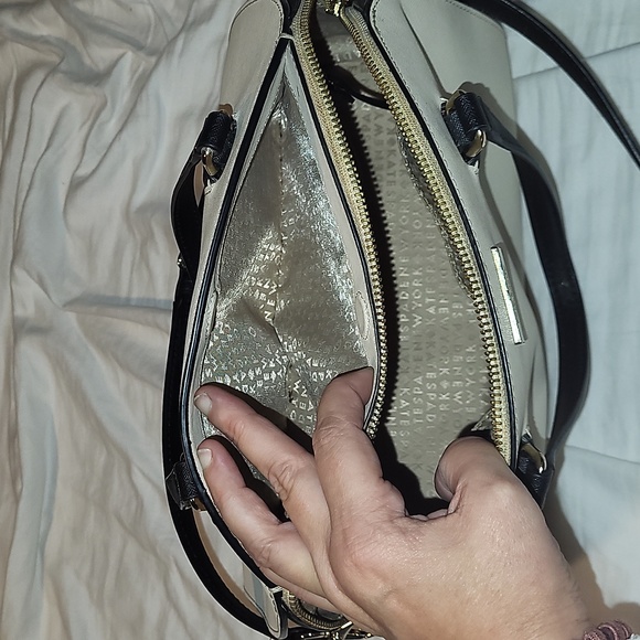 Kate Spade medium crossbody satchel - Picture 3 of 4